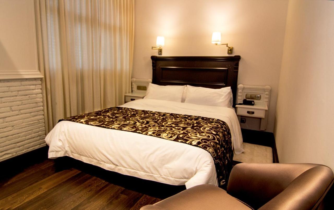 Avent Verahotel Екстер'єр фото