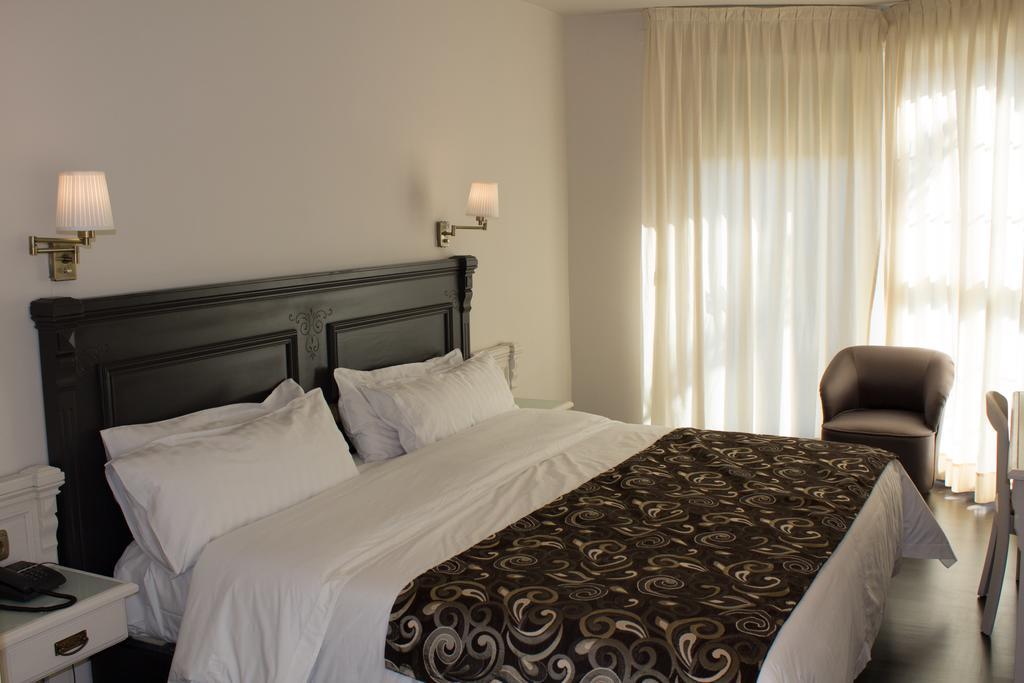Avent Verahotel Екстер'єр фото